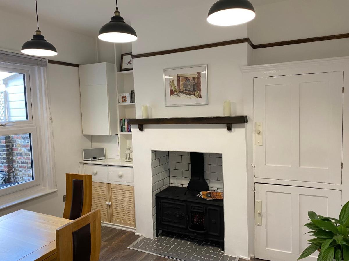 Cosy 2 Bedroom House -2023, 2024 &2025 Award Winner! Ramsgate Exterior photo